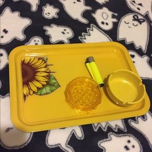FINAL PRICE 21+Sunflower Rolling Tray Set